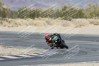 media/Dec-07-2025-CVMA (Sun) [[3e7d2de5dc]]/Race 8-Middleweight Shootout/